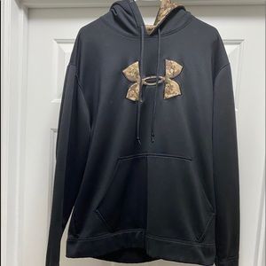 Men’s Under Armour Sweatshirt